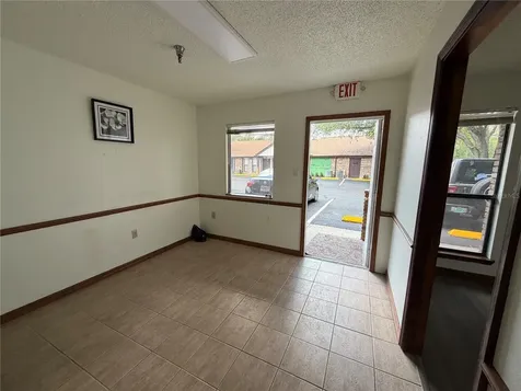 409 Montgomery Road Altamonte Springs FL 32714