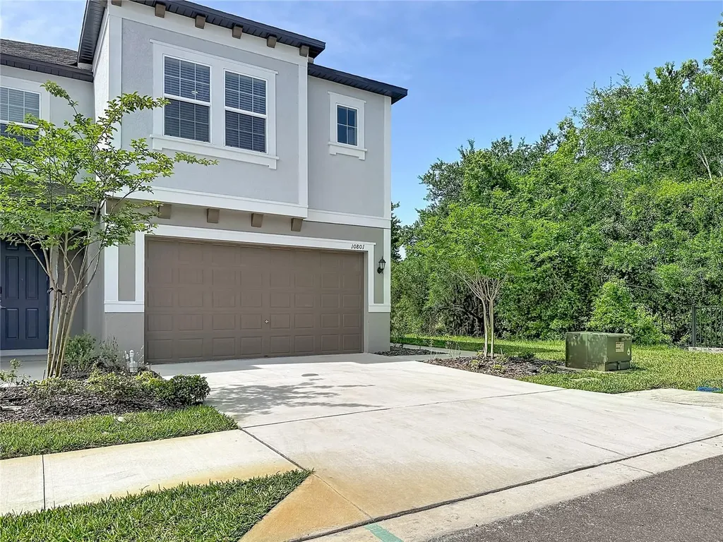10801 Fort White Court Tampa FL 33647