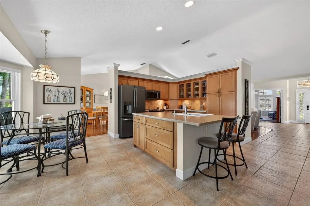 8243 Riviera Shore Court Orlando FL 32817
