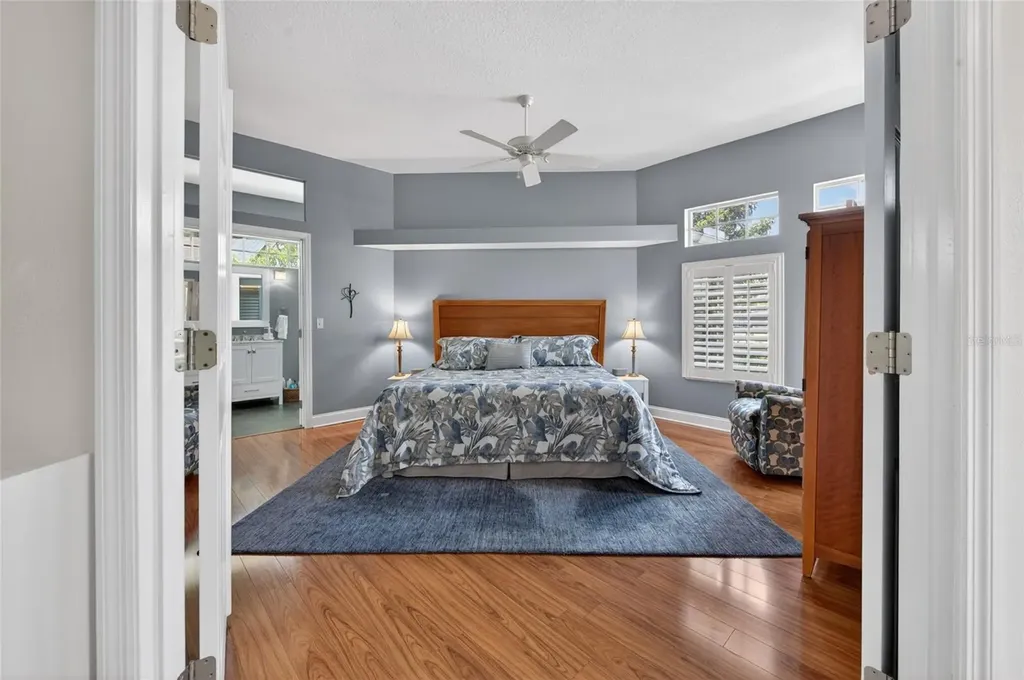 8243 Riviera Shore Court Orlando FL 32817