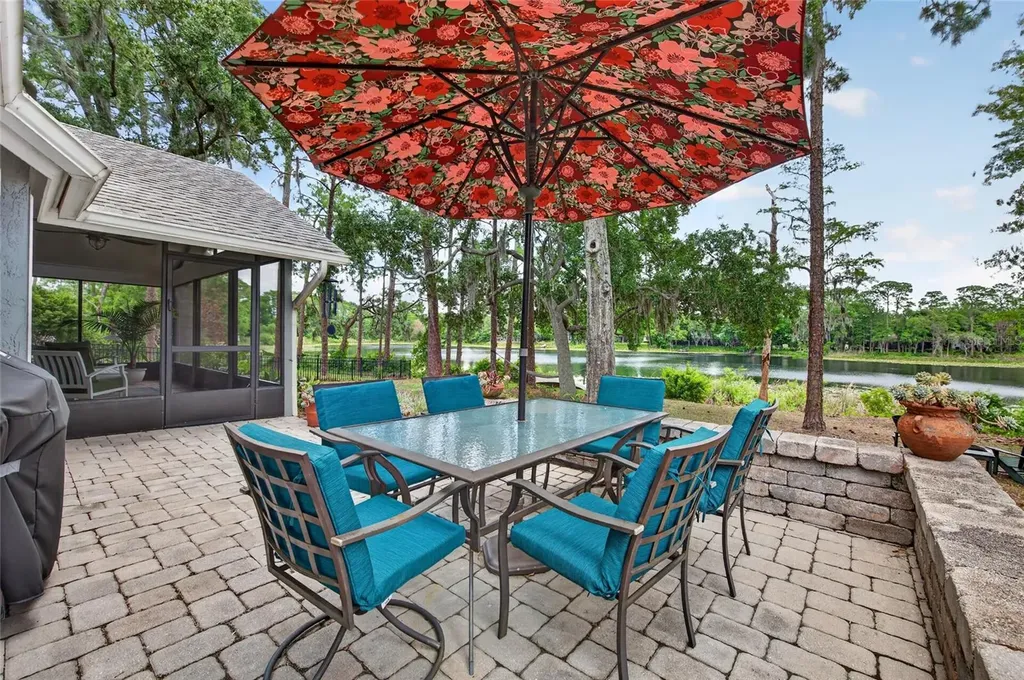 8243 Riviera Shore Court Orlando FL 32817