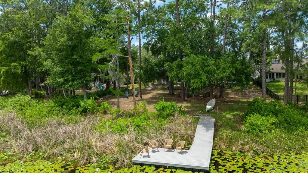 8243 Riviera Shore Court Orlando FL 32817