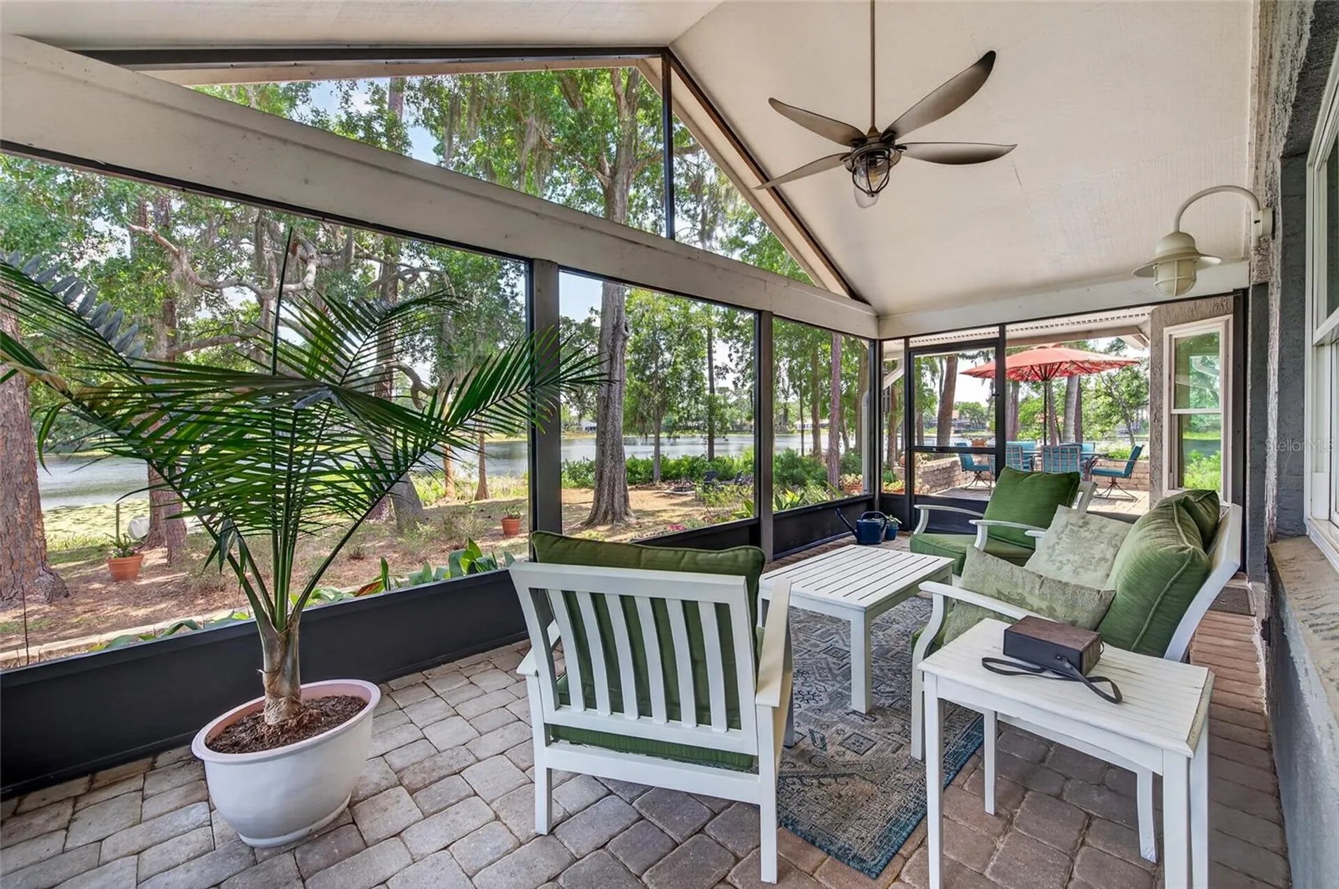 8243 Riviera Shore Court Orlando FL 32817
