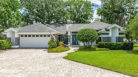 8243 Riviera Shore Court Orlando FL 32817
