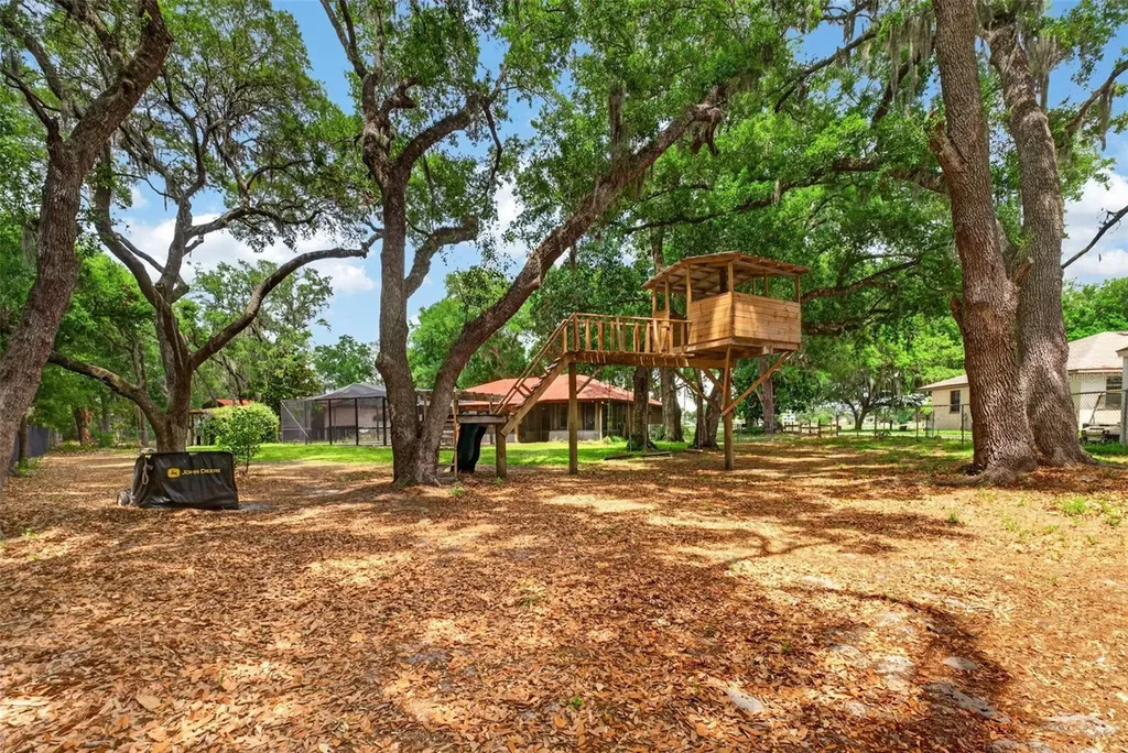 1250 Saint Anne Shrine Road Lake Wales FL 33898
