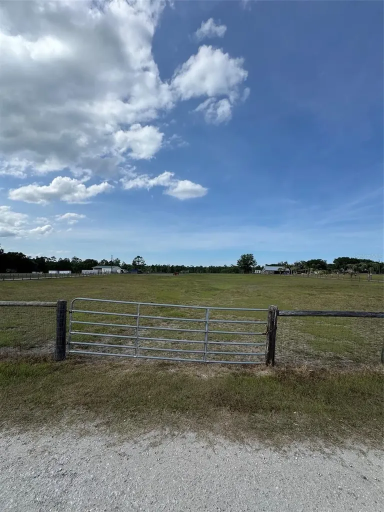 807 Campbell Lane De Leon Springs FL 32130
