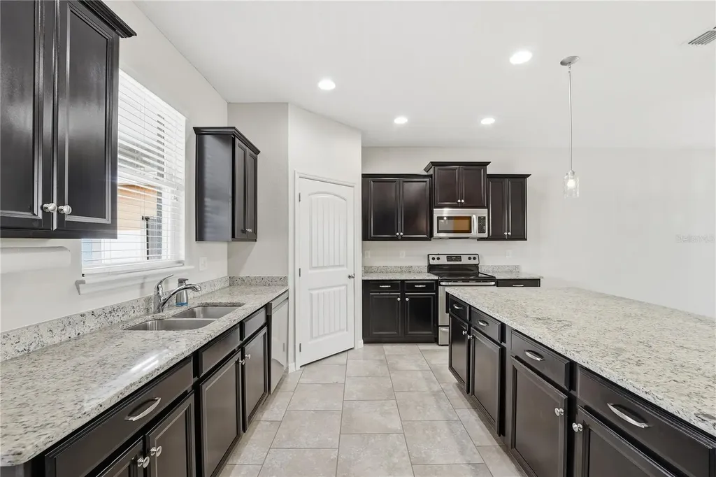 1493 Reflection Cove St Cloud FL 34771