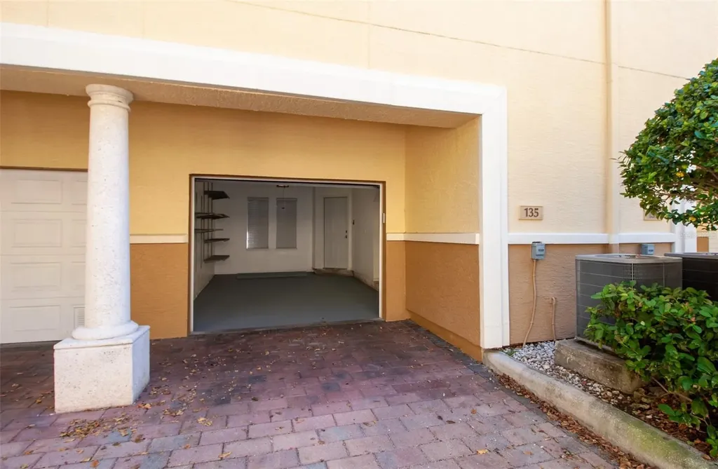135 Grand Beach Place Tampa FL 33609