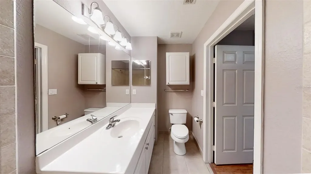 135 Grand Beach Place Tampa FL 33609