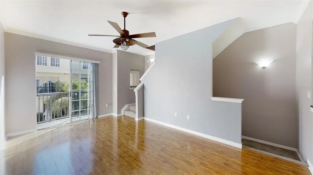 135 Grand Beach Place Tampa FL 33609