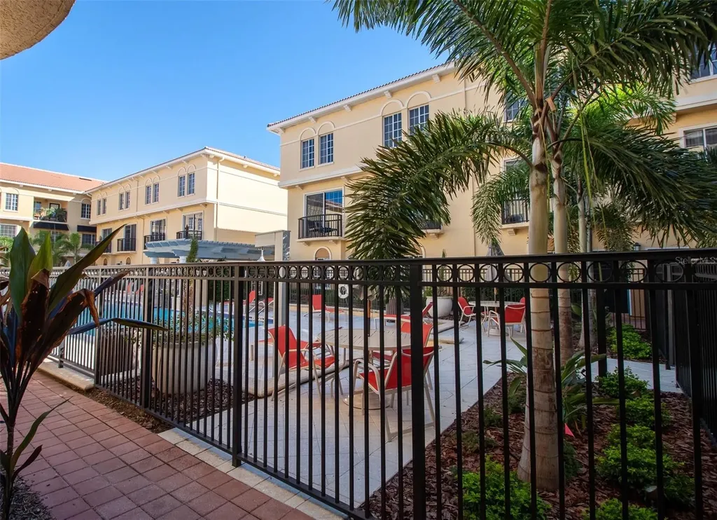 135 Grand Beach Place Tampa FL 33609