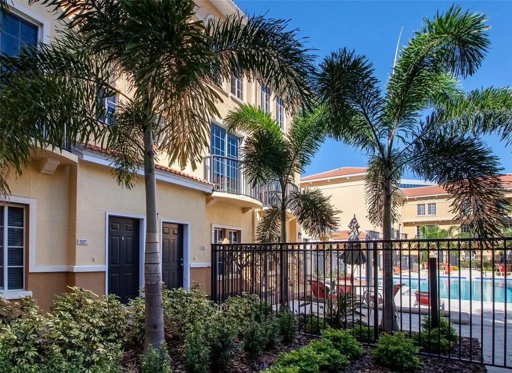 135 Grand Beach Place Tampa FL 33609
