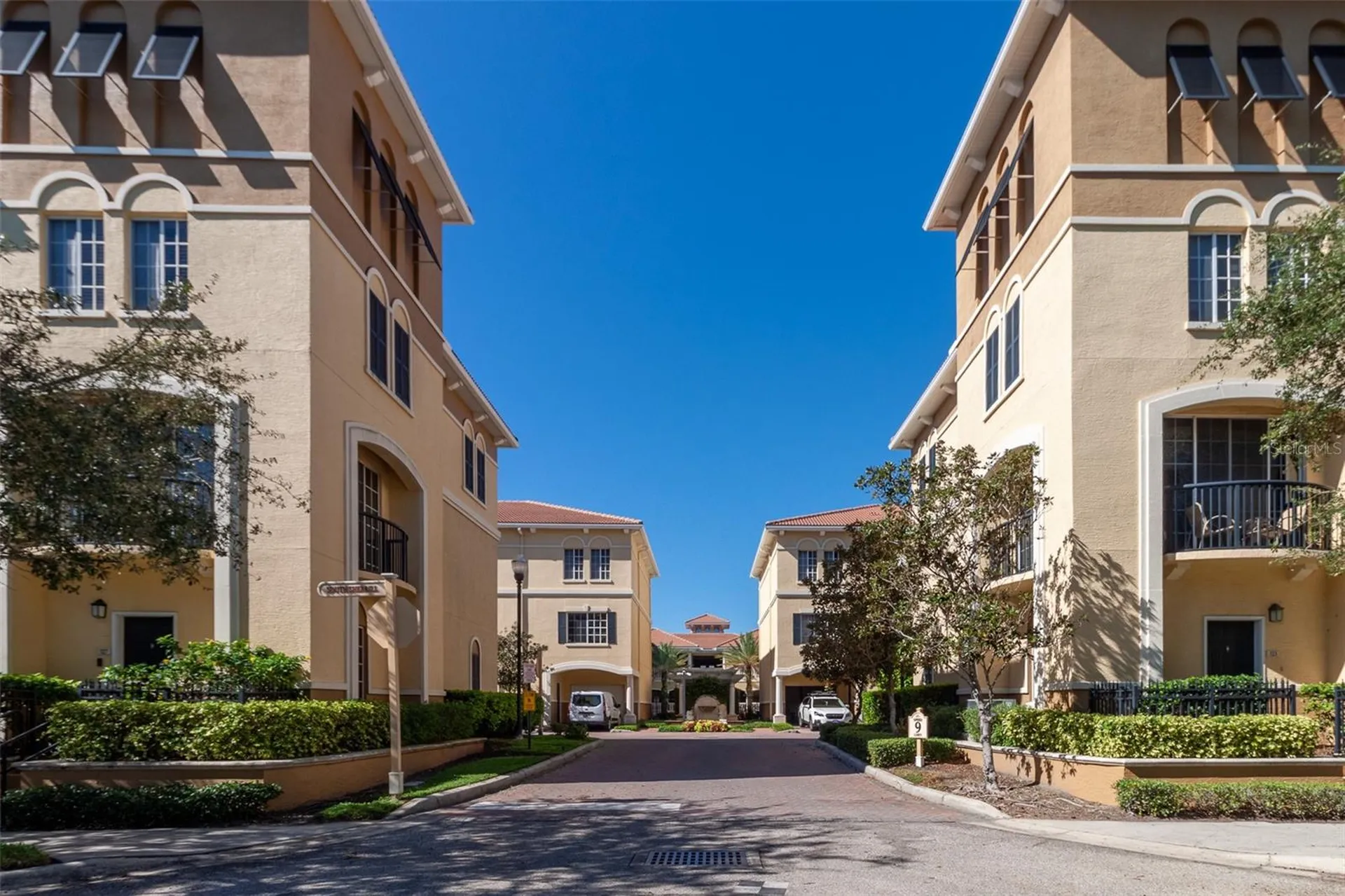 135 Grand Beach Place Tampa FL 33609
