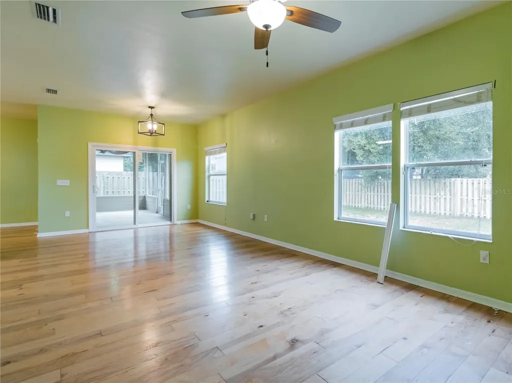 8436 SW 77th Avenue Gainesville FL 32608