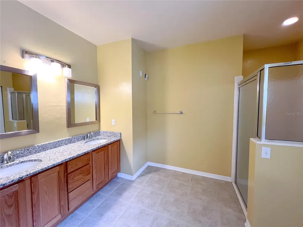 8436 SW 77th Avenue Gainesville FL 32608