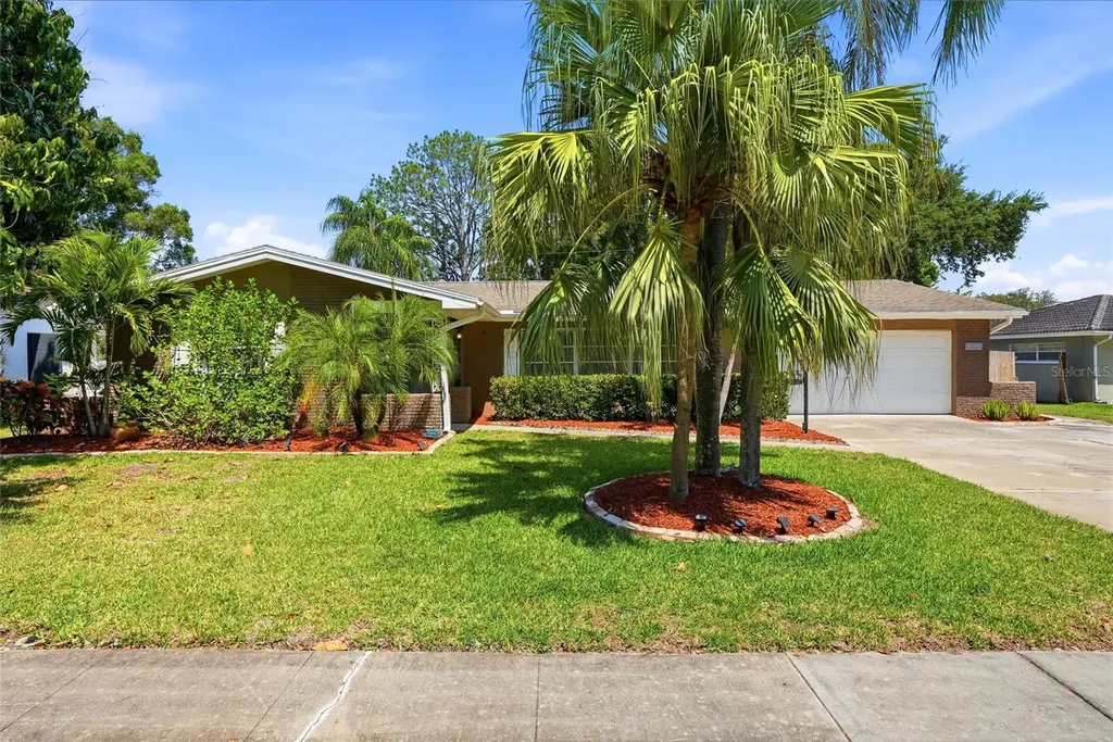 1341 Ranchwood Drive Clearwater FL 33764