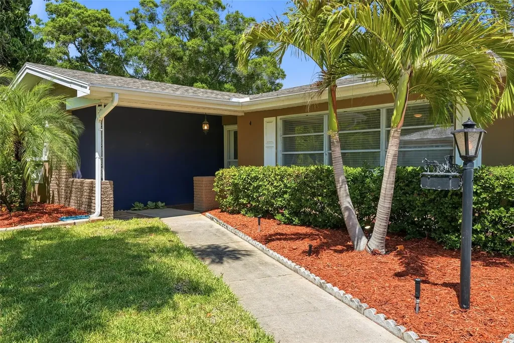 1341 Ranchwood Drive Clearwater FL 33764
