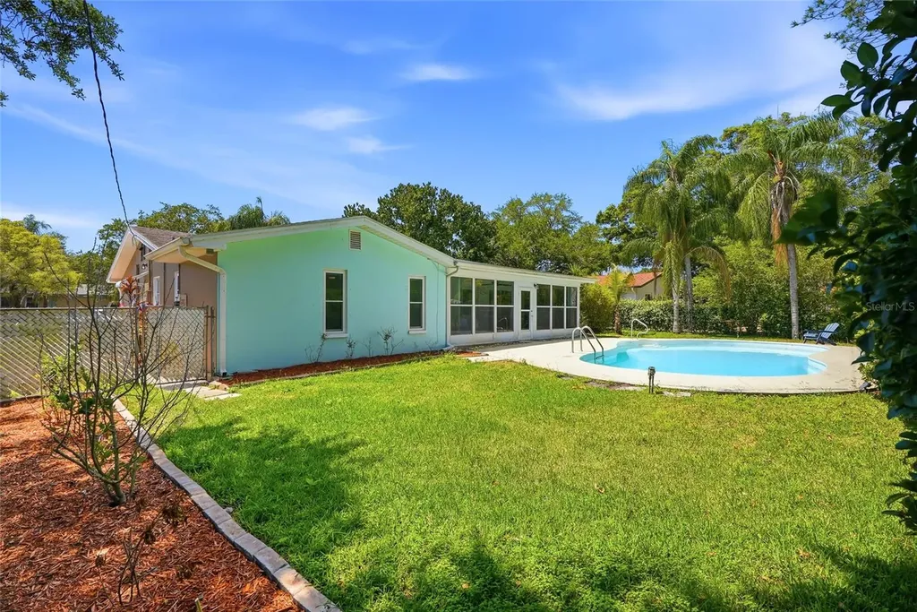1341 Ranchwood Drive Clearwater FL 33764