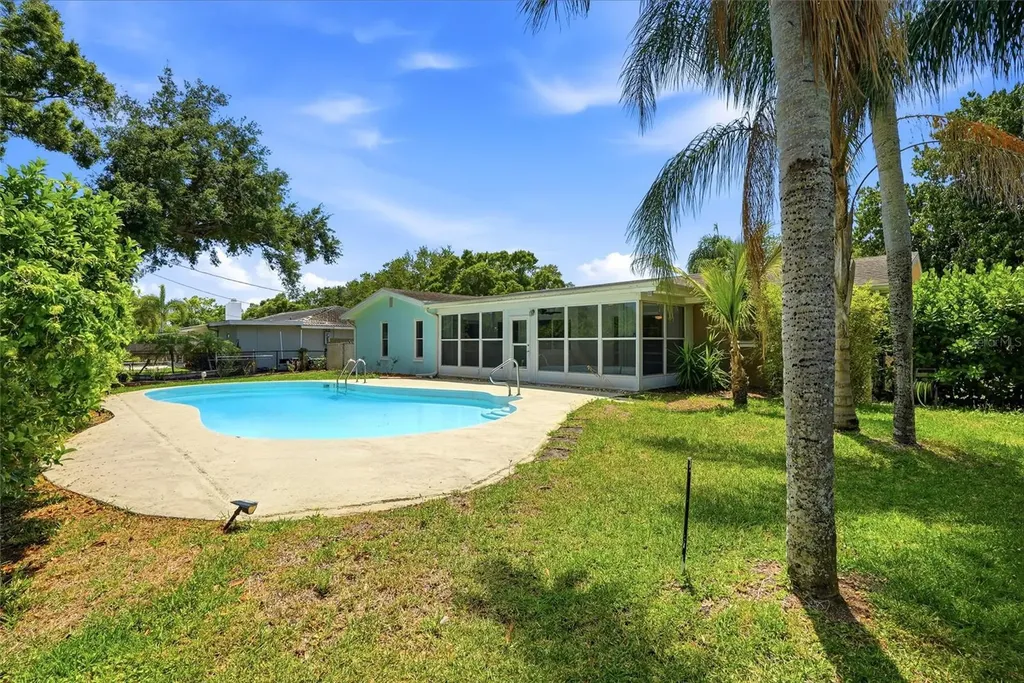 1341 Ranchwood Drive Clearwater FL 33764