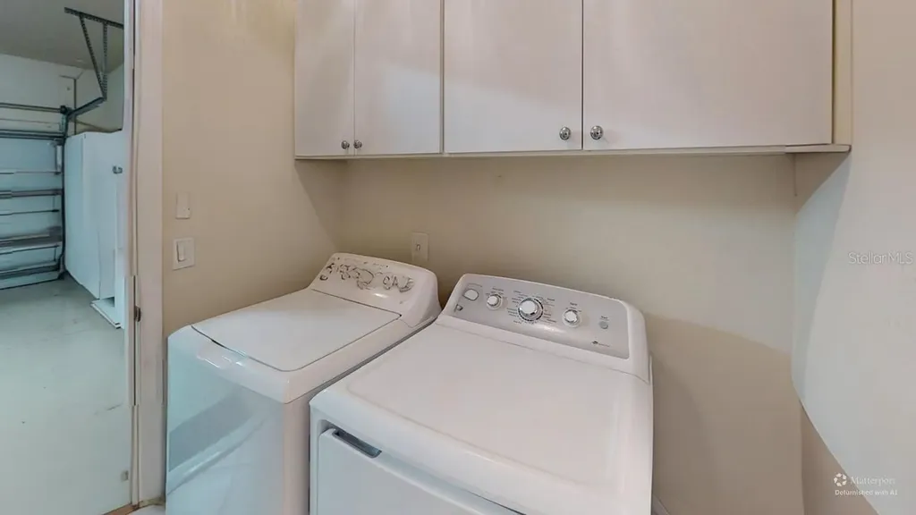 2571 Laurentina Lane Cape Coral FL 33909