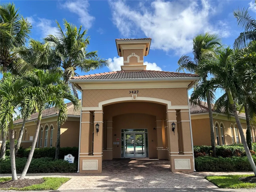 2571 Laurentina Lane Cape Coral FL 33909