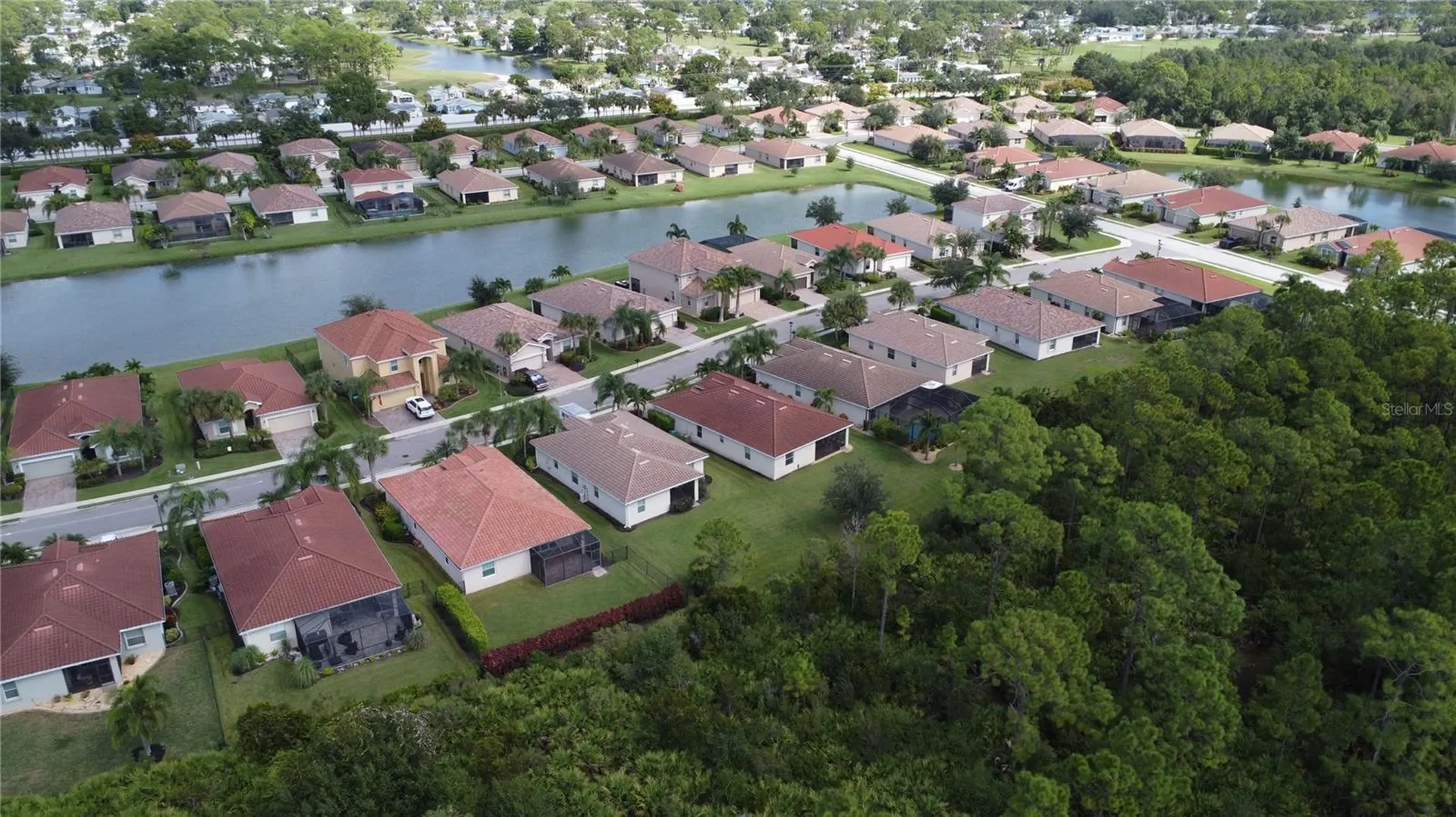 2571 Laurentina Lane Cape Coral FL 33909