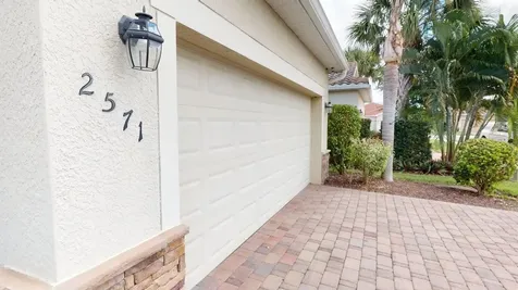 2571 Laurentina Lane Cape Coral FL 33909