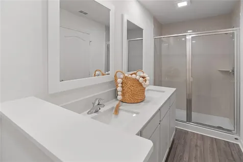 563 Bay Leaf Drive Kissimmee FL 34759