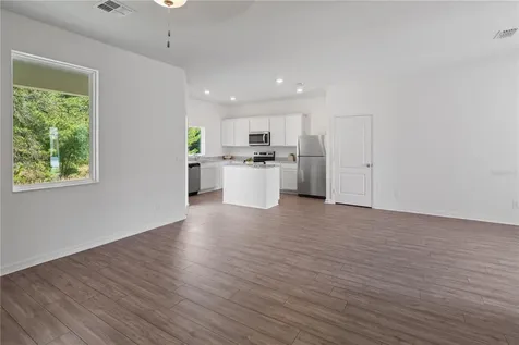 563 Bay Leaf Drive Kissimmee FL 34759