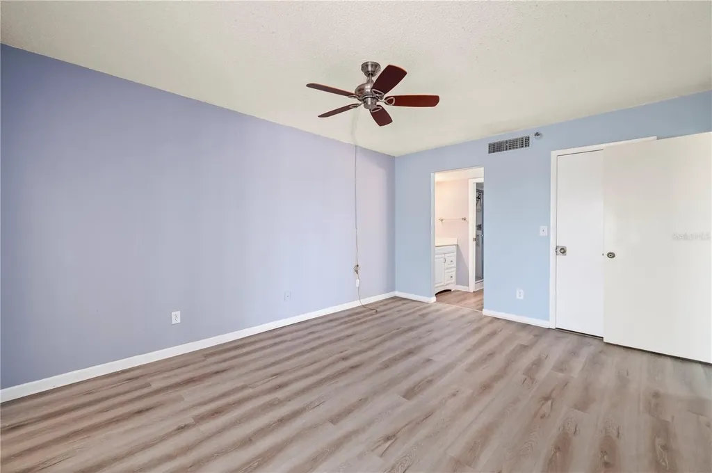 1701 Beach Road Englewood FL 34223