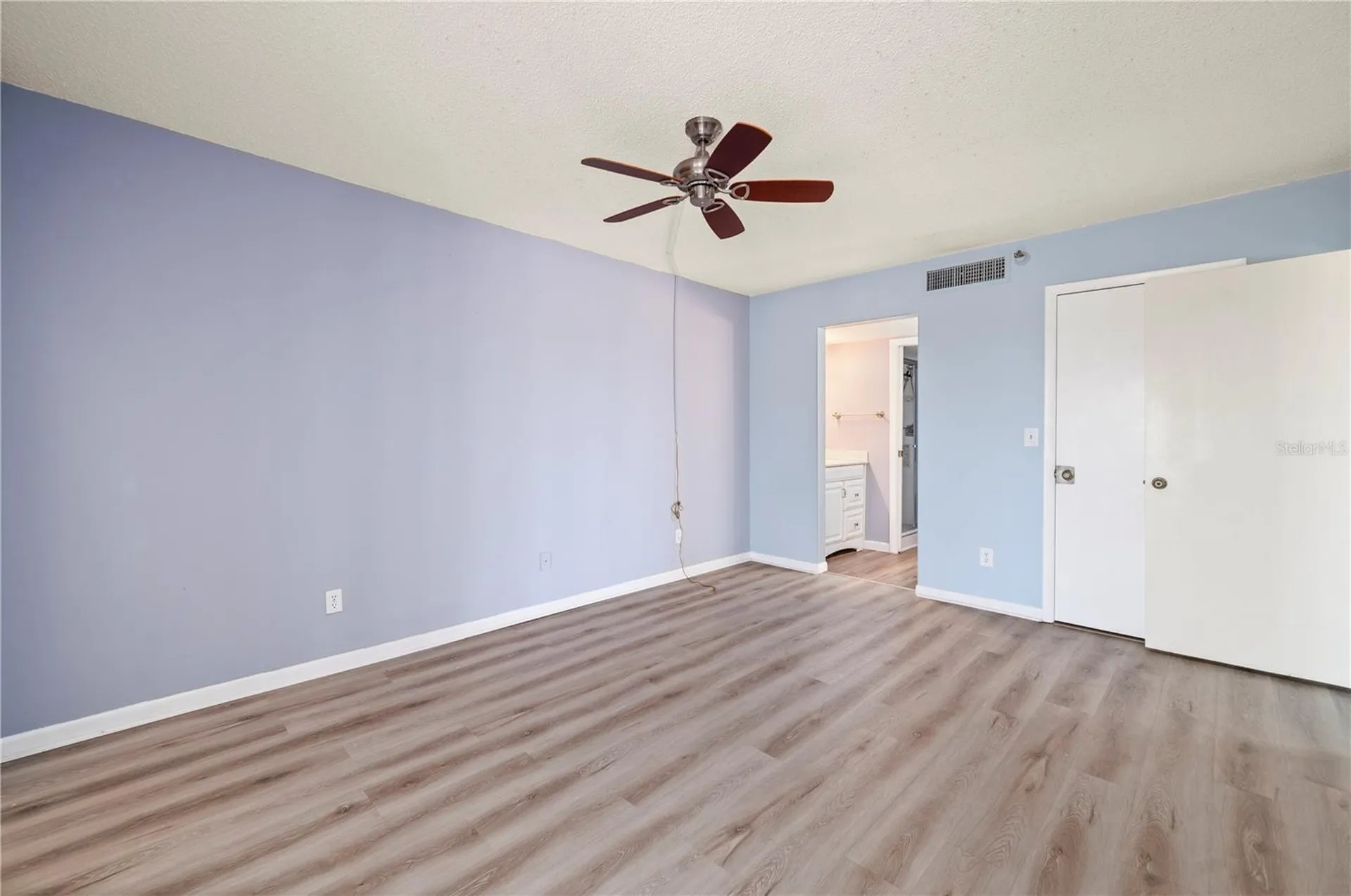 1701 Beach Road Englewood FL 34223