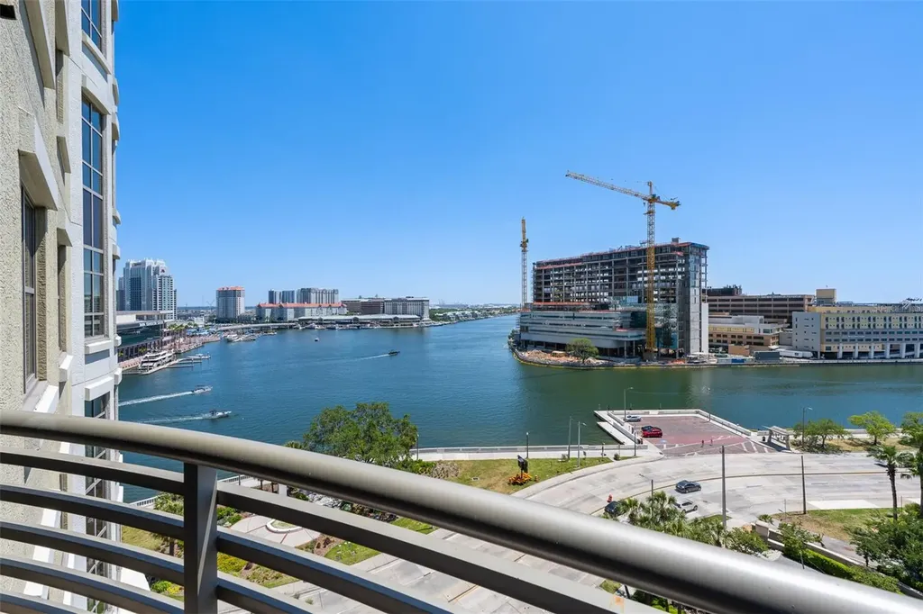 275 Bayshore Boulevard Tampa FL 33606