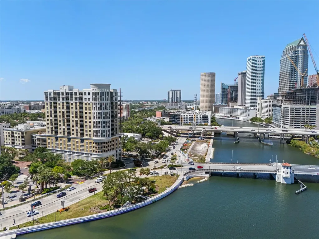 275 Bayshore Boulevard Tampa FL 33606
