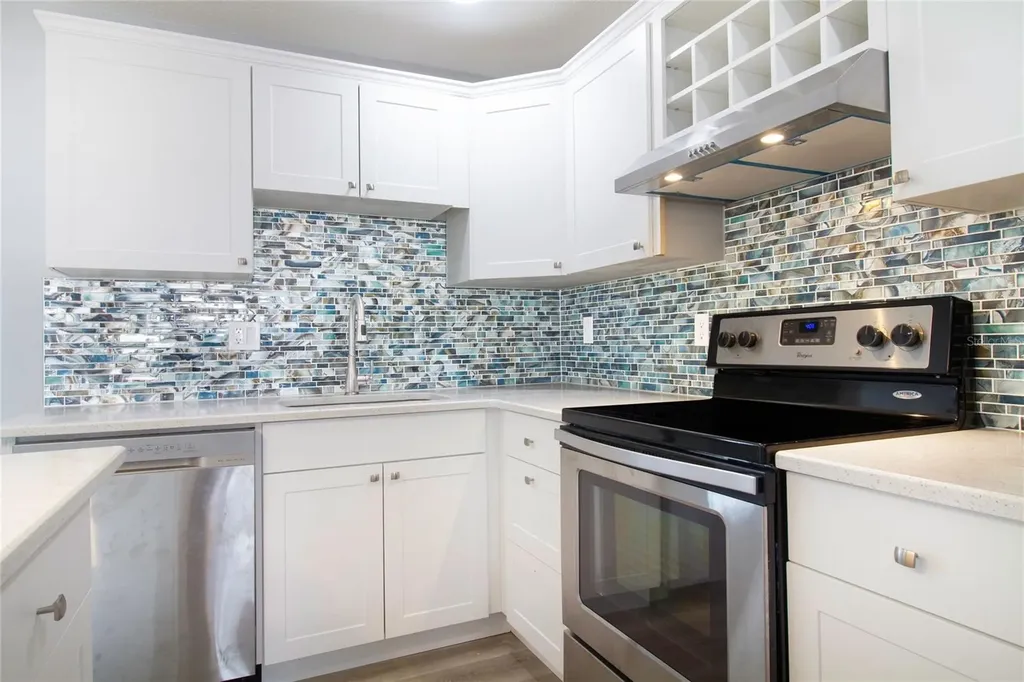 4470 Mainlands Boulevard W Pinellas Park FL 33782