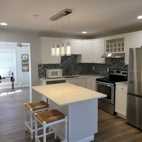 4470 Mainlands Boulevard W Pinellas Park FL 33782