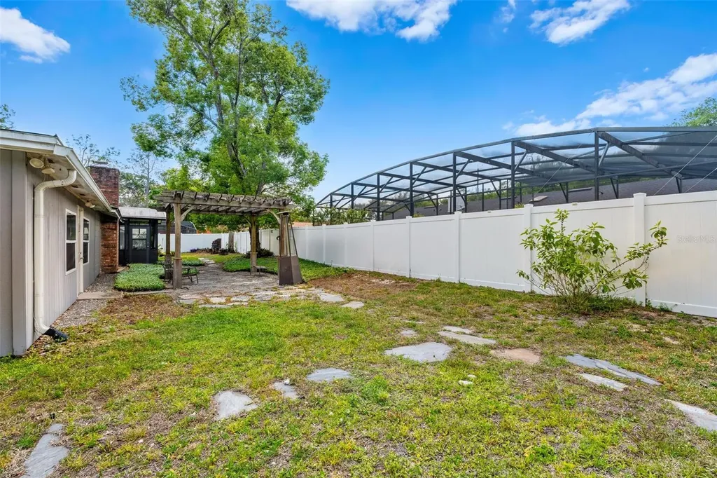 1702 Elaine Avenue Altamonte Springs FL 32701