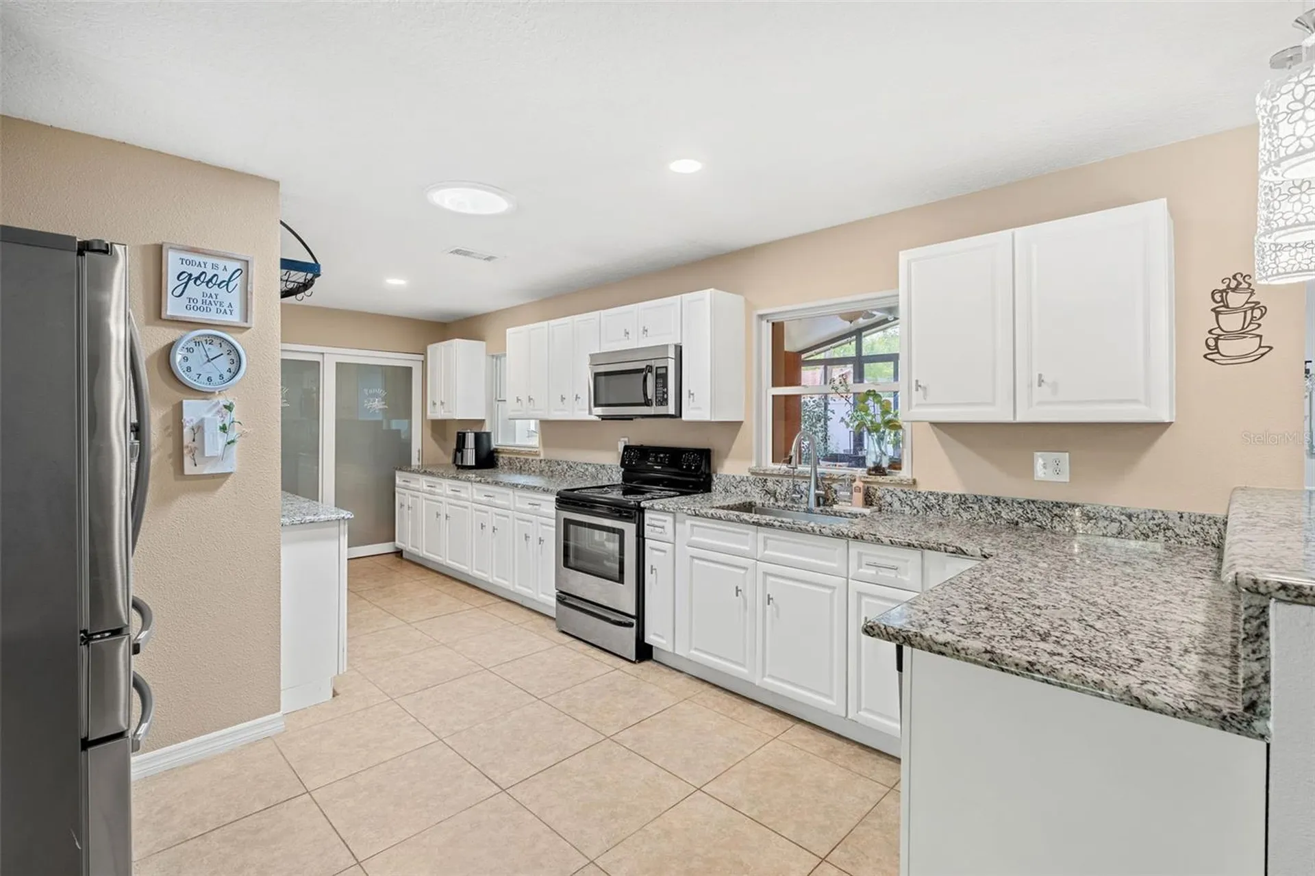 1702 Elaine Avenue Altamonte Springs FL 32701