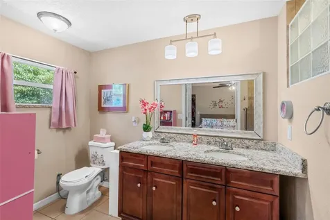 1702 Elaine Avenue Altamonte Springs FL 32701