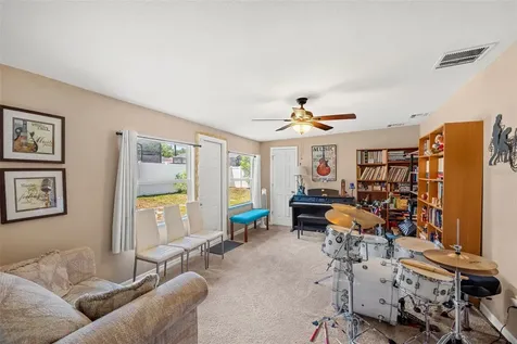 1702 Elaine Avenue Altamonte Springs FL 32701