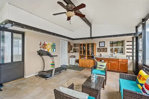 1702 Elaine Avenue Altamonte Springs FL 32701