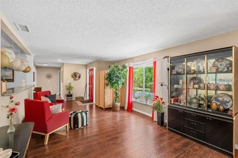 1702 Elaine Avenue Altamonte Springs FL 32701