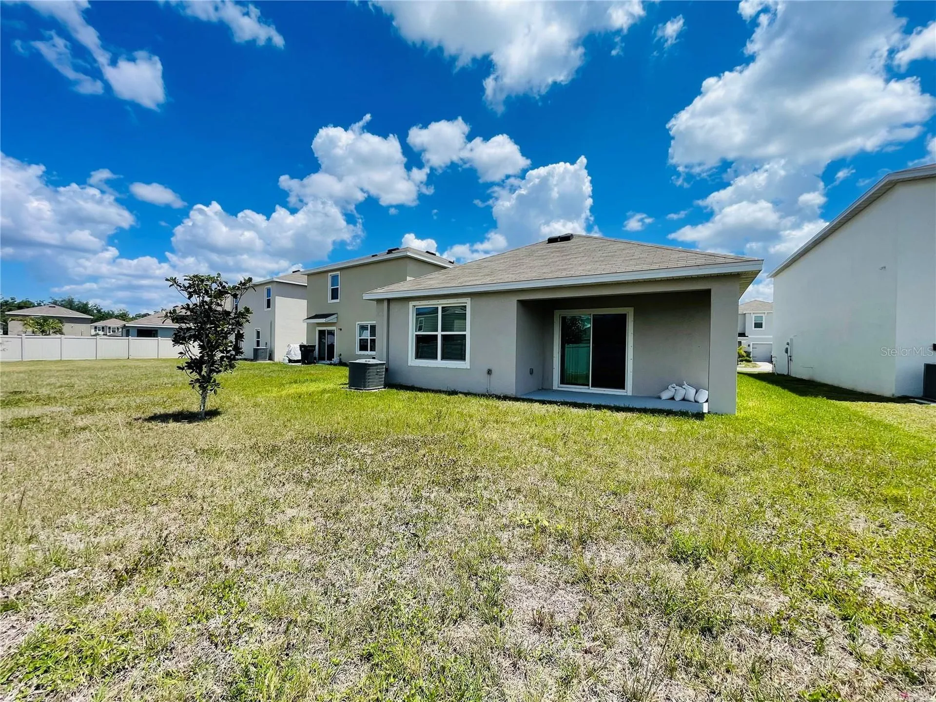 17043 Oval Rum Drive Wimauma FL 33598