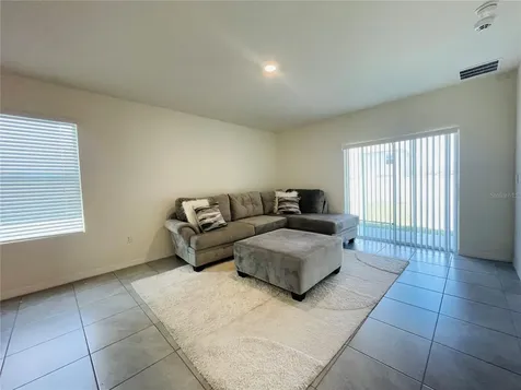 17043 Oval Rum Drive Wimauma FL 33598
