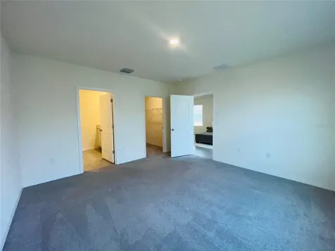 17043 Oval Rum Drive Wimauma FL 33598