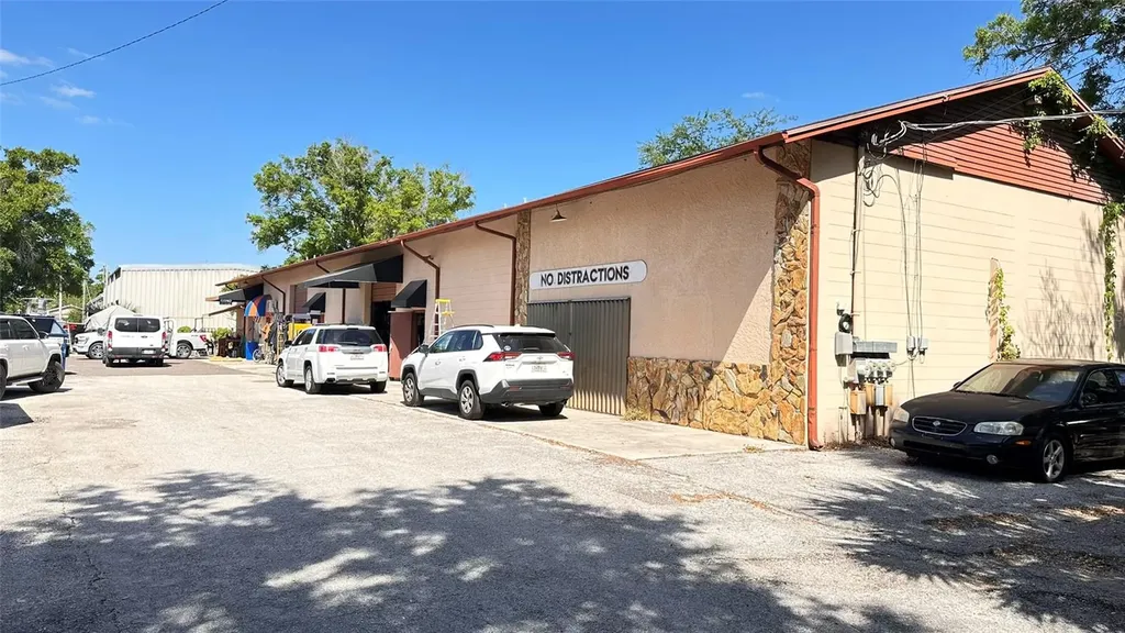 4712 N Clark Avenue Tampa FL 33614