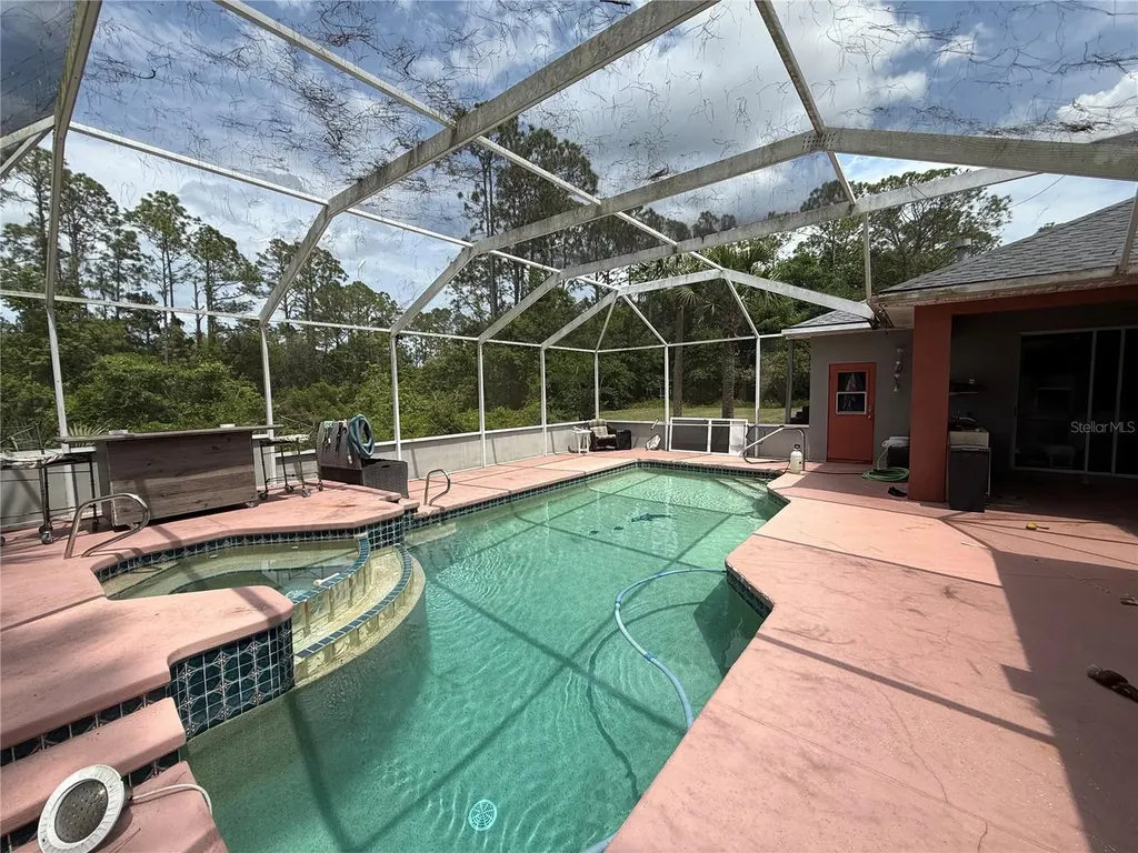 33 Wendy Lane Palm Coast FL 32164