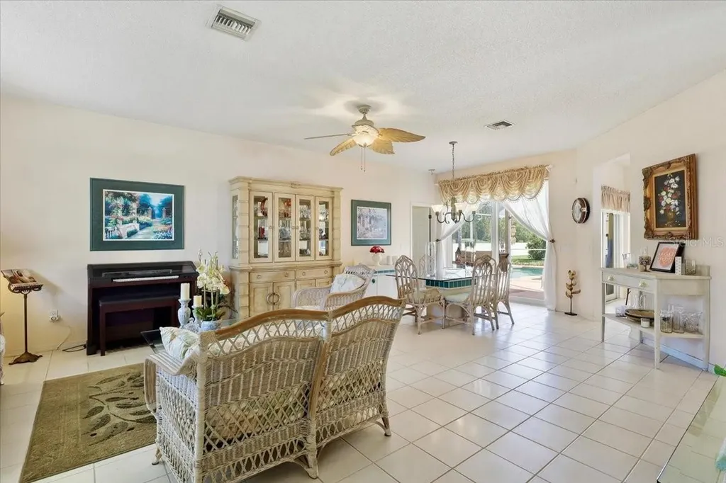 2 Carlson Lane Palm Coast FL 32137