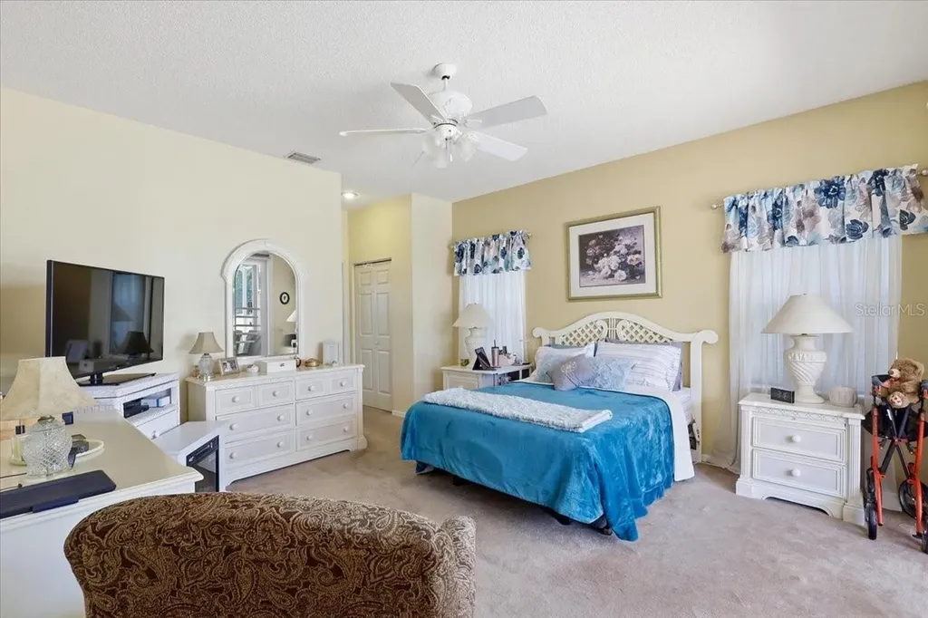 2 Carlson Lane Palm Coast FL 32137