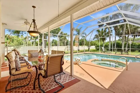 2 Carlson Lane Palm Coast FL 32137