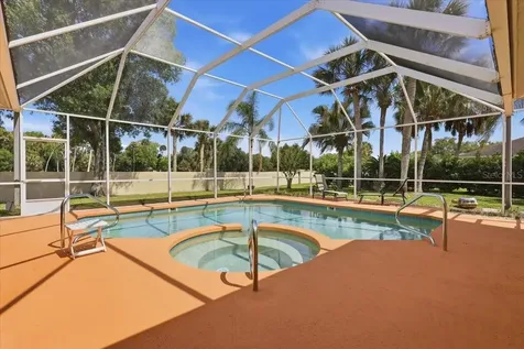2 Carlson Lane Palm Coast FL 32137